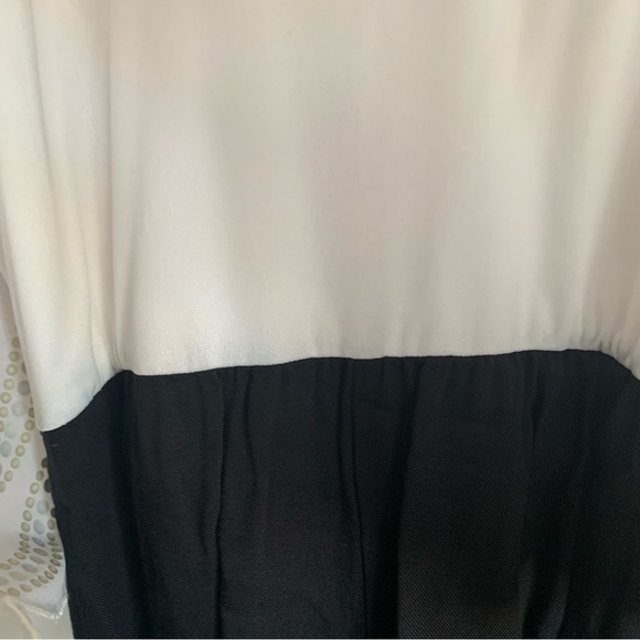 Dressy Romper with Beaded Chiffon Top and Shorts, 2.5” inseam, size S - Picture 8 of 9